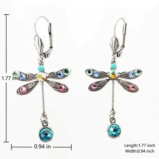 Lacey - Elegant dragonfly earrings with fine engraving