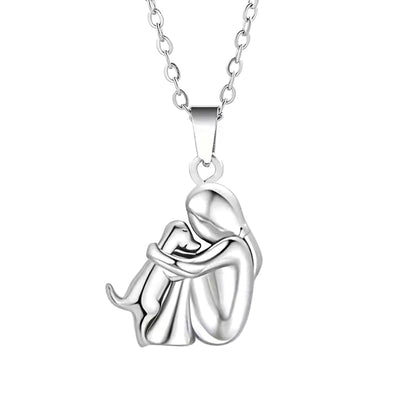 Isla – Dog Embrace Necklace